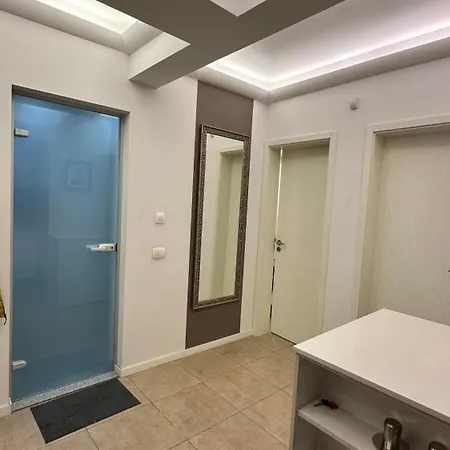Apartament Bonnie's Stylsih 2br Near The Palace Sofia